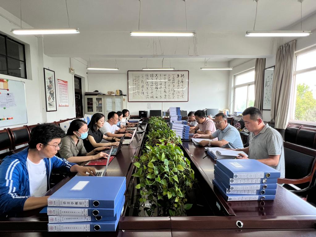 没有暑假 追赶超越 文学院稳步推进本科教育教学审核评估工作